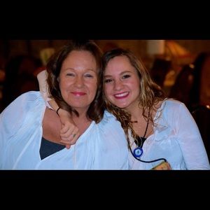 Meet your Posher, Sharon